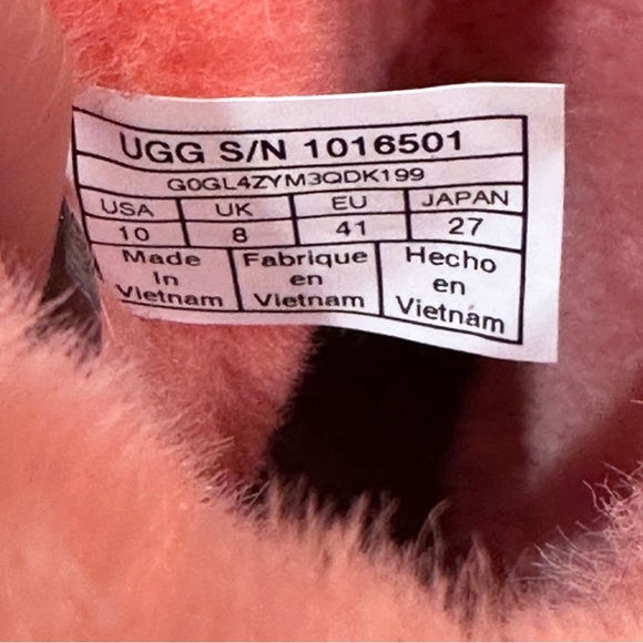 UGG Women’s Mini Bailey Bow Boots Pink/Coral Size 10 (EU 41) New - Picture 7 of 8